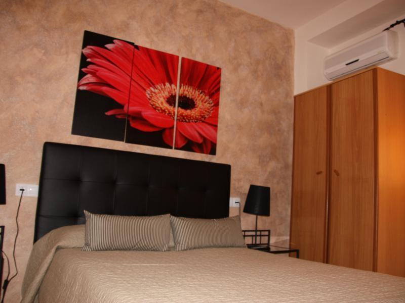 Hostal Rte. Elena Fuentes de Ebro Rom bilde