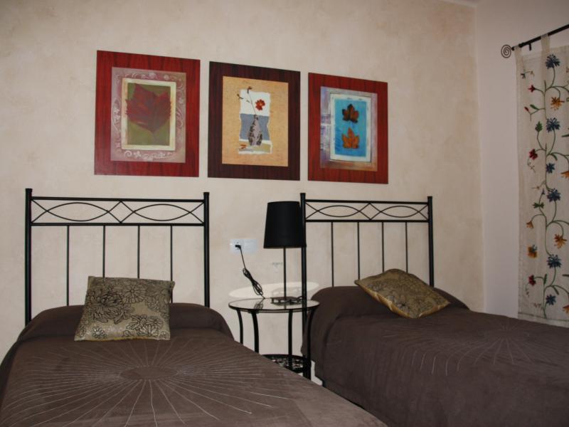 Hostal Rte. Elena Fuentes de Ebro Rom bilde